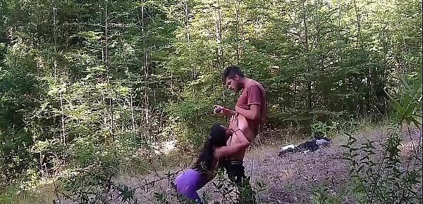  ARGENTINOS SEXO AL AIRE LIBRE - MAMADA EN BOSQUE CHILENO (VIDEO INCOMPLETO)